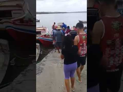 Tubarao capturado em Icatu