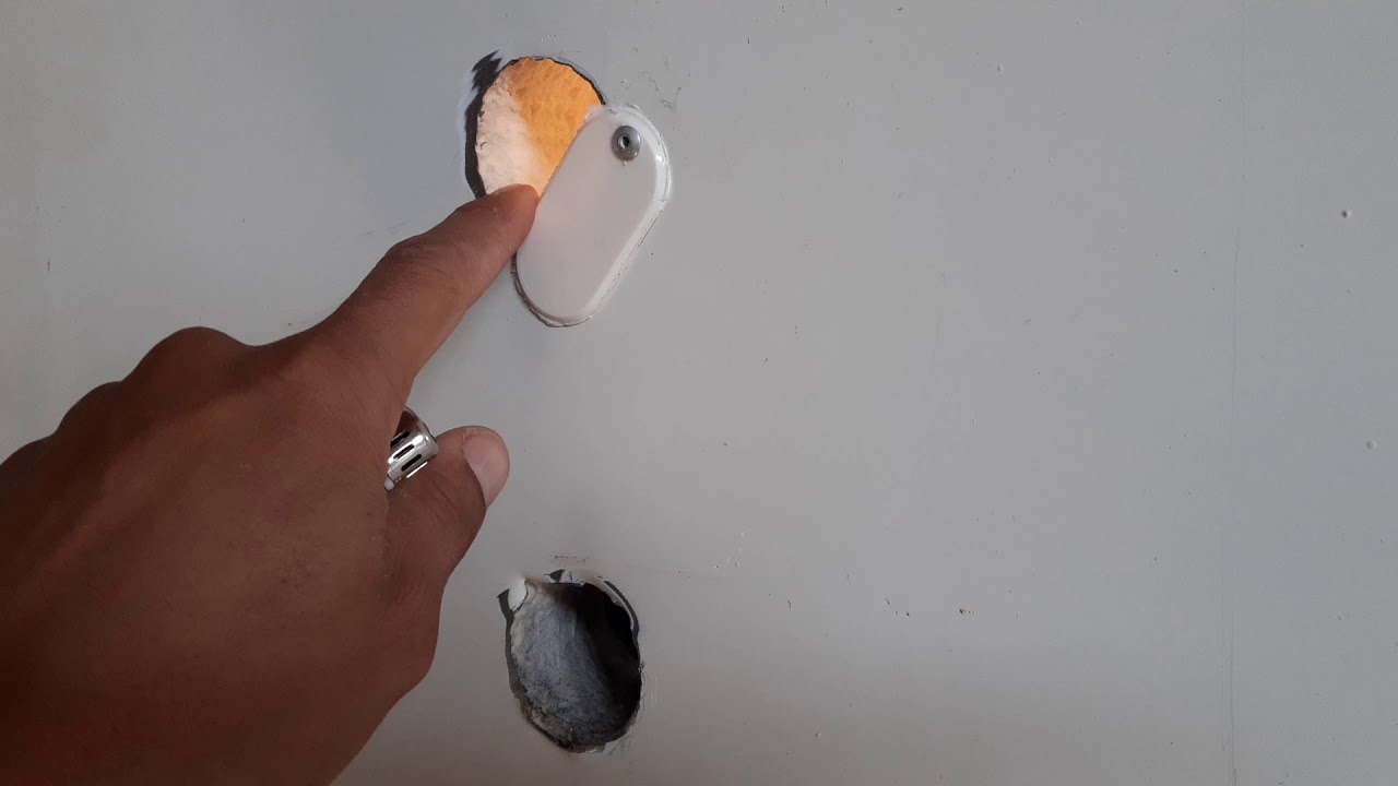 كيفية صنع ثقوب التهوية في الثلاجة