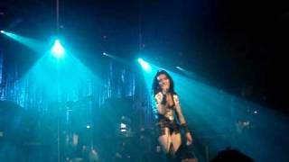 Siouxsie - Loveless (Live in Oxford)