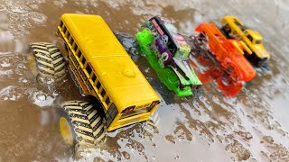 Cars Toys Hot Wheels Monster Trucks Overcome Puddle and Mud