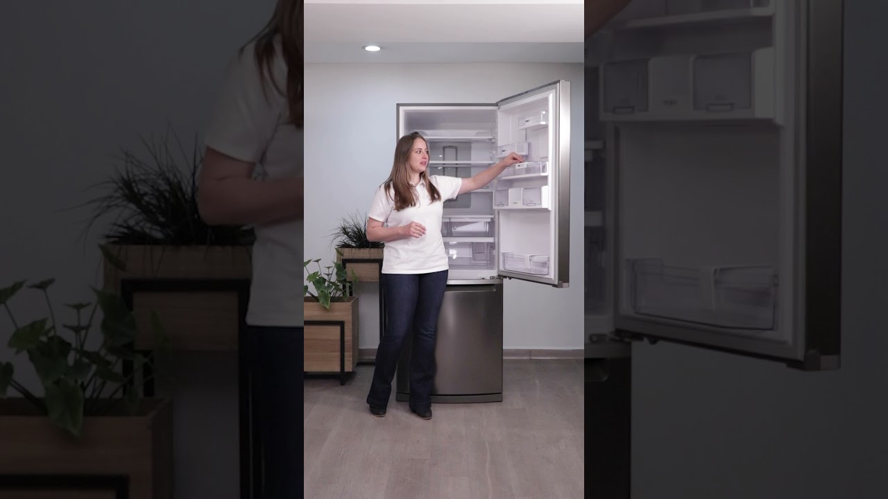 Refrigeradora Bottom Mount - Whirlpool - Mod. WRE58AKTWW