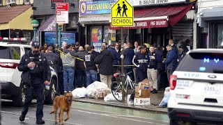 Lövöldözés volt egy new york-i metróállomáson, legalább öt embert meglőttek