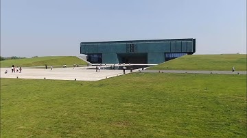 GLOBALink | Scholars visit China