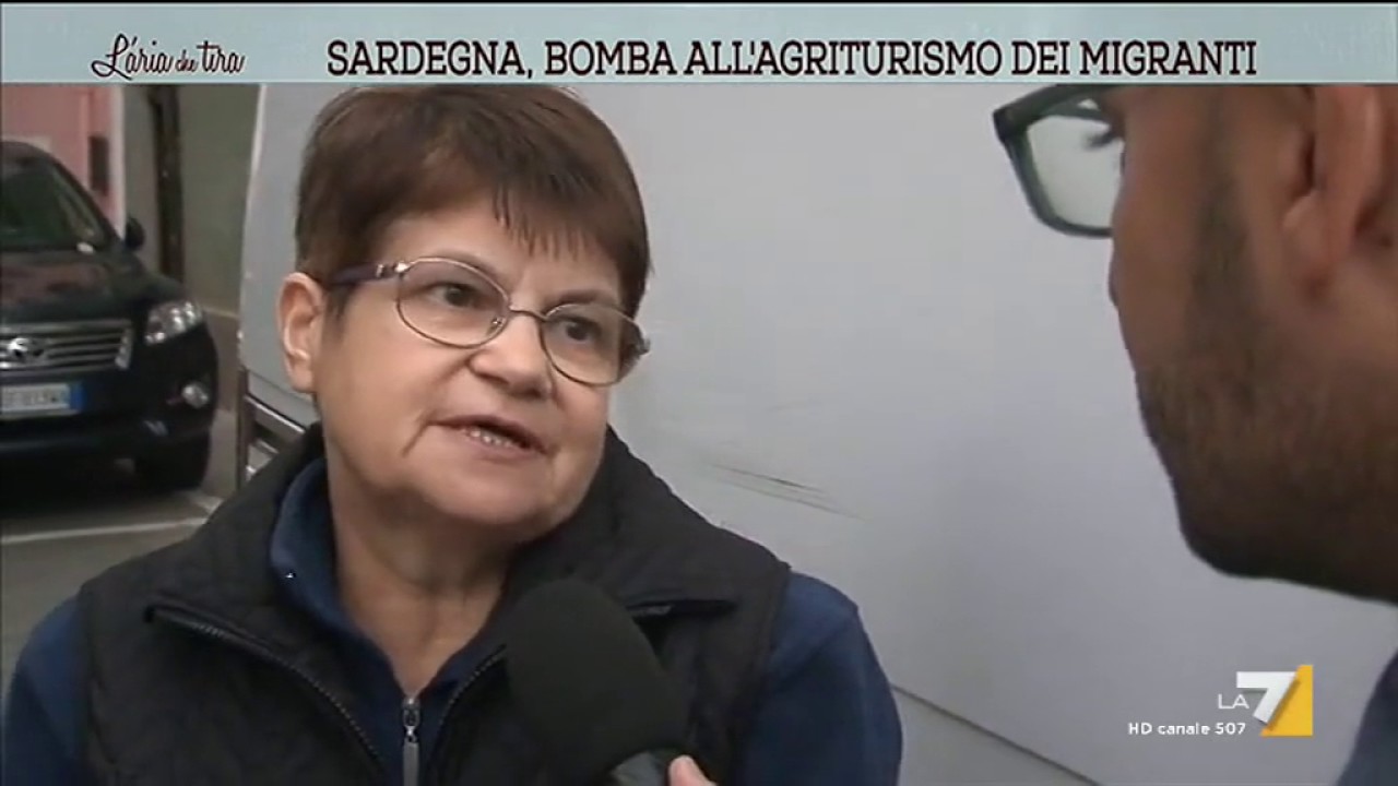 Sardegna, bomba all'agriturismo dei migranti