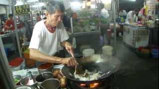 Burma Road Char Koay Teow with charcoal fire