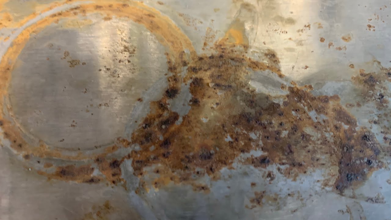 Should you buy stainless steel countertops?