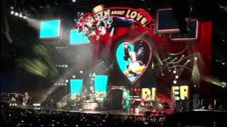 Pink - Intro   Raise your glass - Live in Perth 25/06/2013