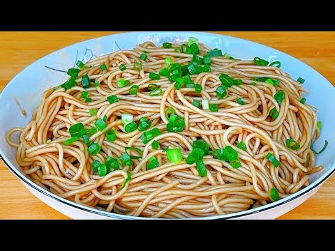 Easy Chinese Lye Noodles  簡單鹼水油麵 • Choochoo-ca-Chew