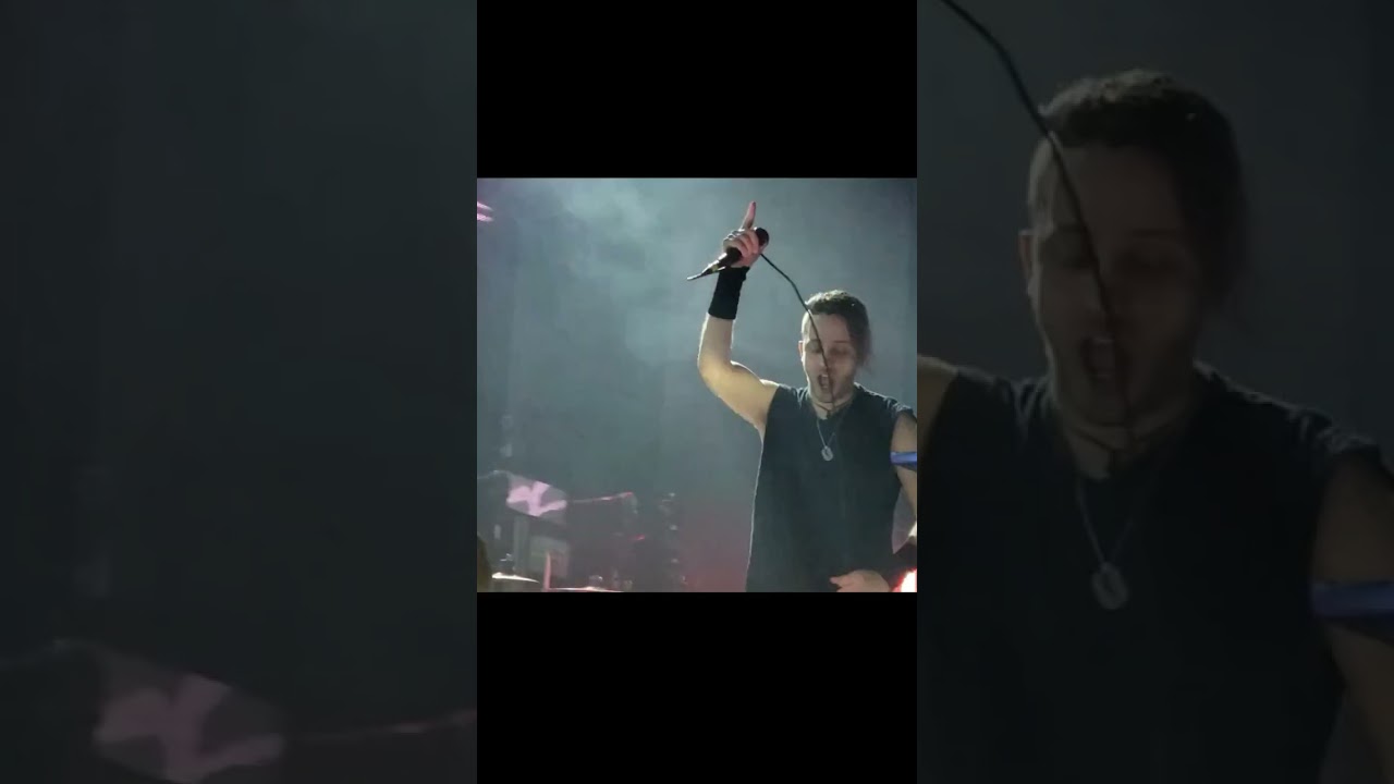 Fear Factory's shockingly good new vocalist, Milo #shorts adlı videoyu YouTube'da izle Fear Factory's shockingly good new vocalist, Milo #shorts adlı videoyu YouTube'da izle
