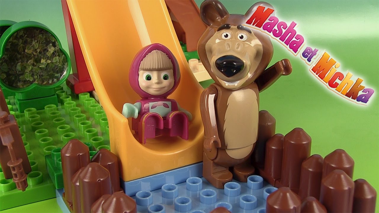 Masha et l'ours Mishka Маша и Медведь Jeu de construction Piscine