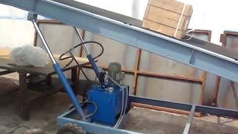 Truck loder conveyors with hydraulic cylinder and power pack