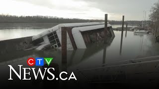 Vancouver ‘McBarge’ capsizes in Fraser River