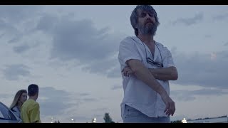 Video thumbnail of "La Estrella de David - Cariño (Videoclip)"