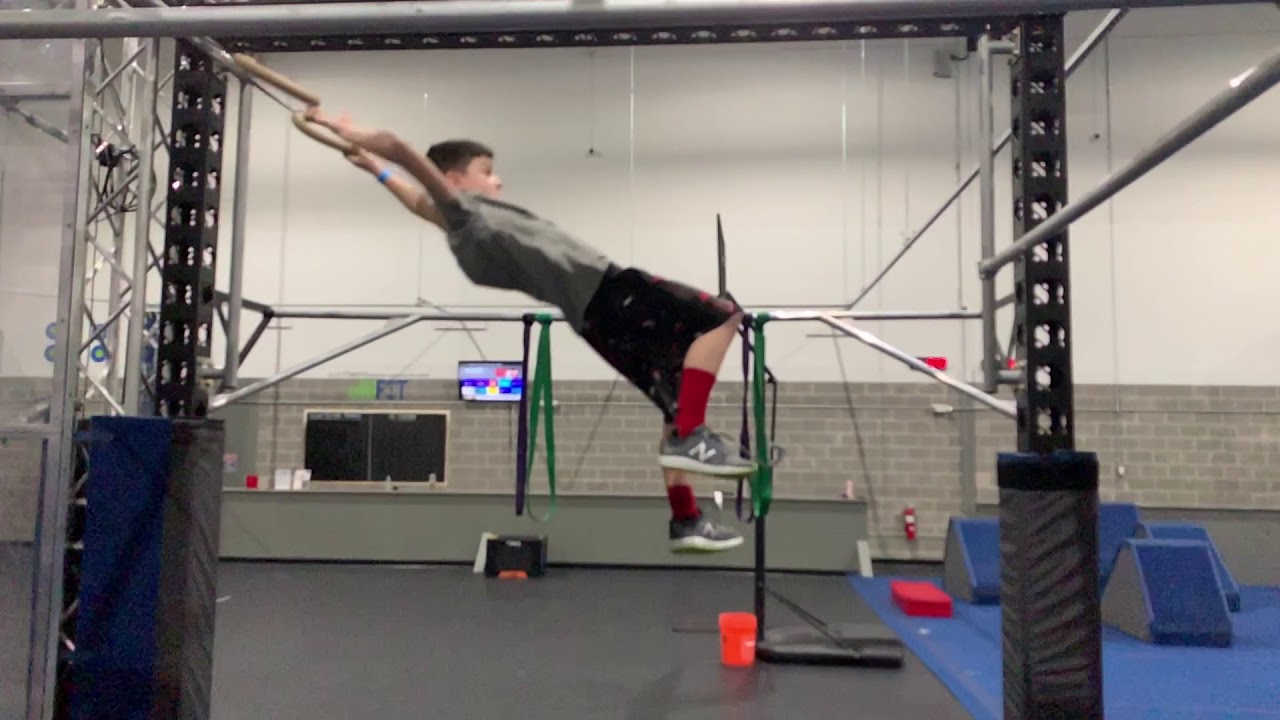 Rings Lache to Bar! Ninja Kid!