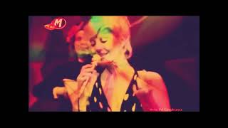 Unut Beni Kâlbimdeki Hicrânla Yalnız Kalayım Emel Sayin