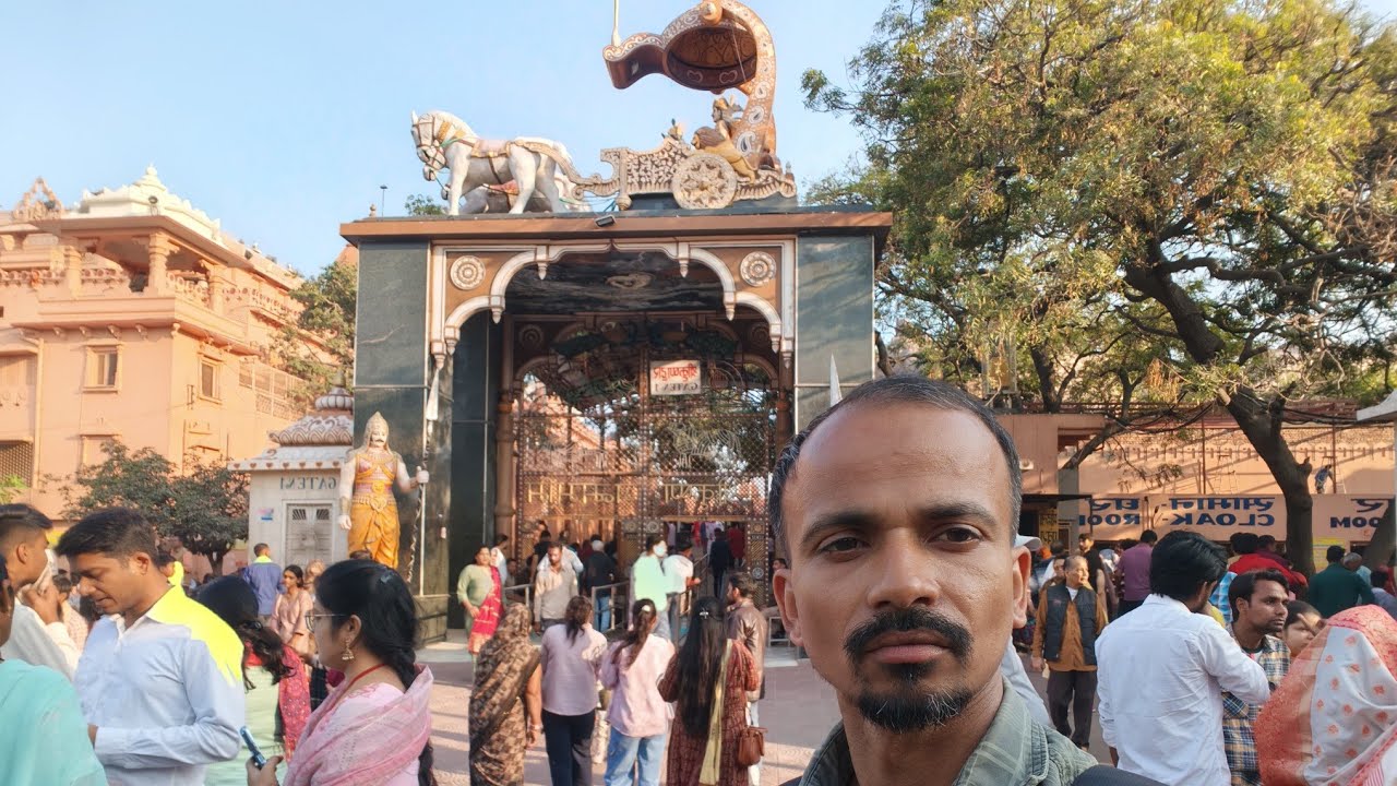 Radha Rani ki kripa aur Kanha ka ashirwad – Vrindavan Parikrama complete guide #vrindavandham 