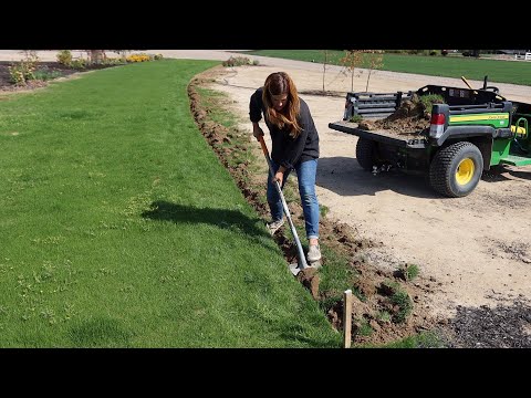 Βίντεο: Mowing Grass Paths – How To Make a Grass Path