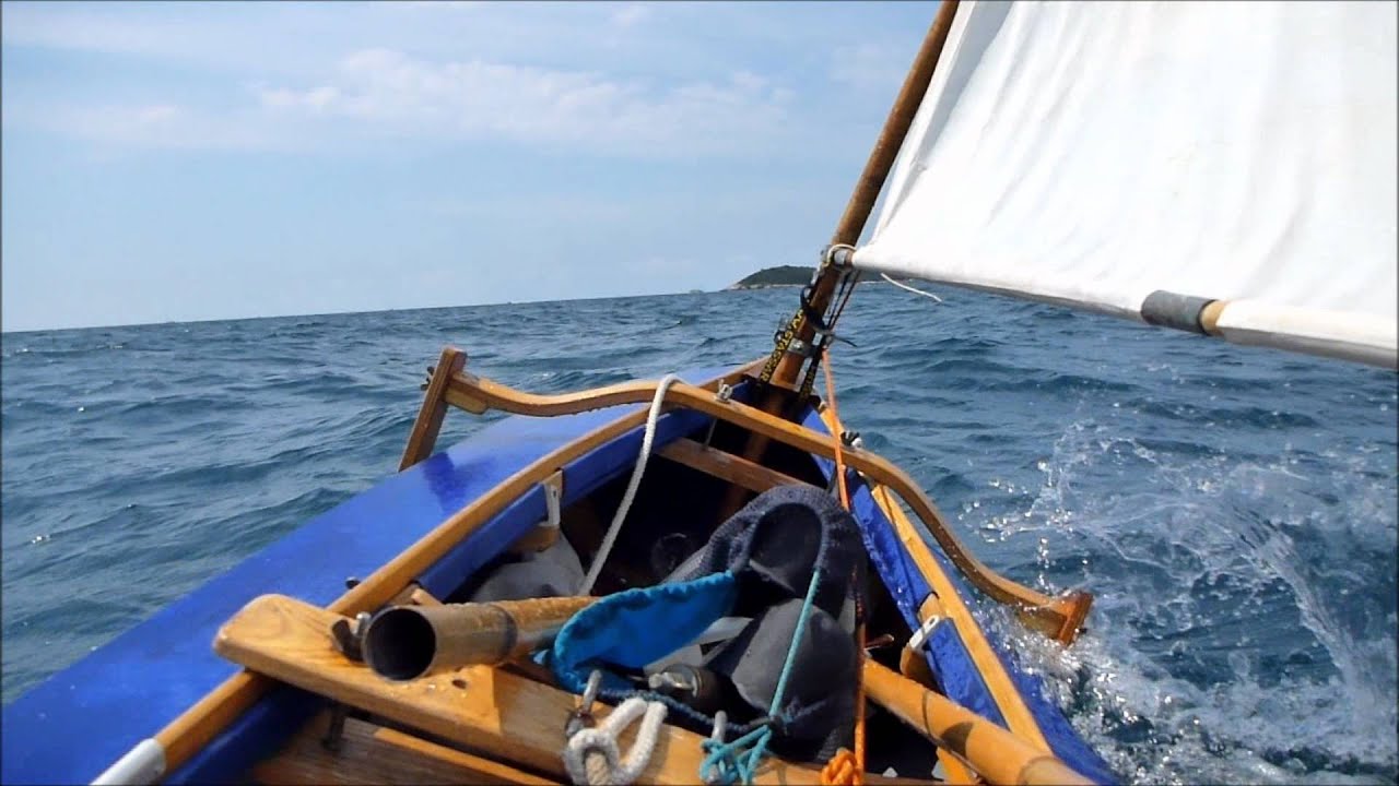 Sailing my Pouch RZ 85 in Croatia 2011 part 1.wmv