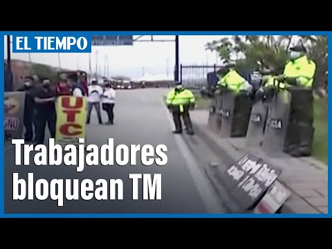 Manifestaciones en el portal El Dorado de TransMilenio