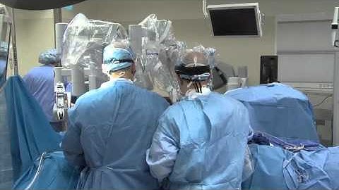 Robotic Thyroidectomy Uses a Small Incision