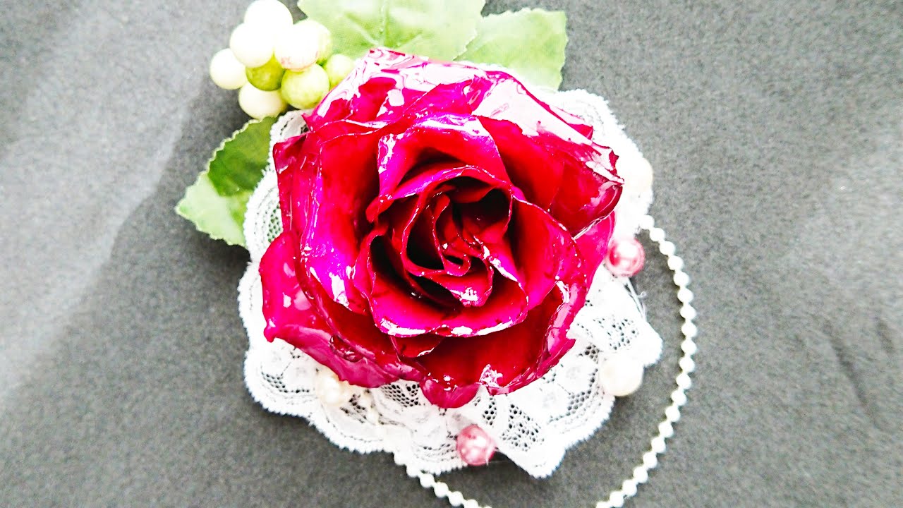 レジンで作る、本物の薔薇のコサージュ♪Real rose corsage made from