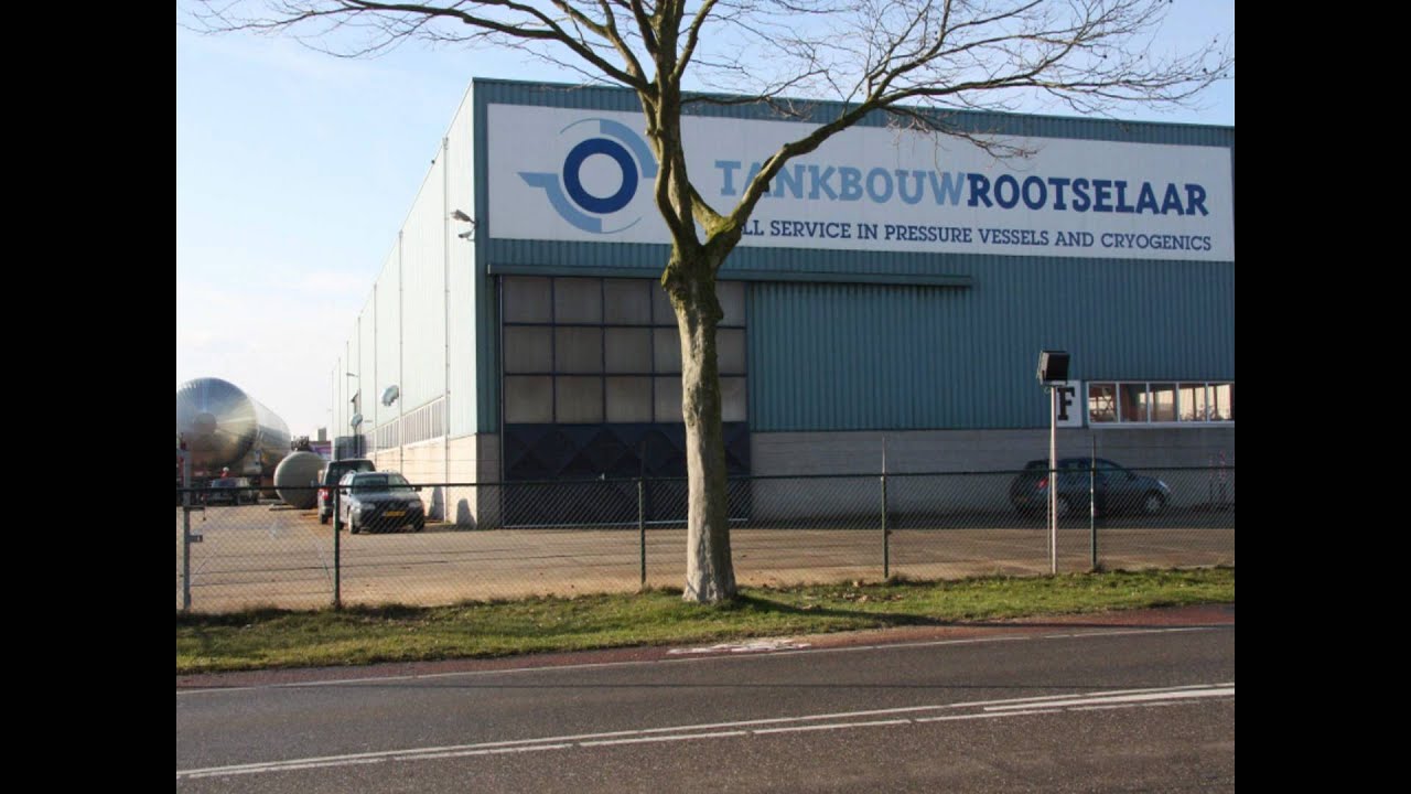 Groot transport CO2 tank door Mammoet, in Nijkerk (1)