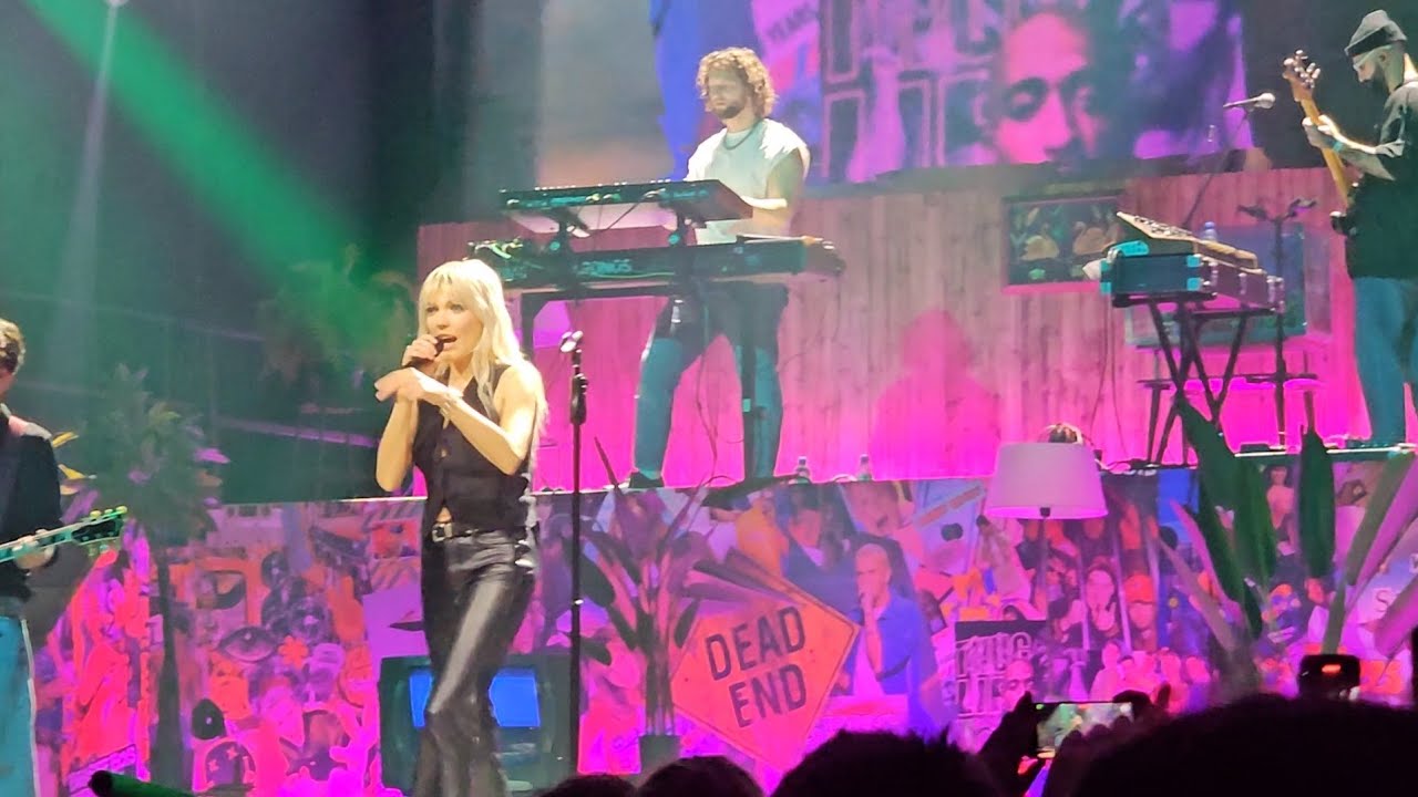 Daria Zawiałow - Z Tobą na chacie (Trasa 92' Gdańsk 16.02.2024)