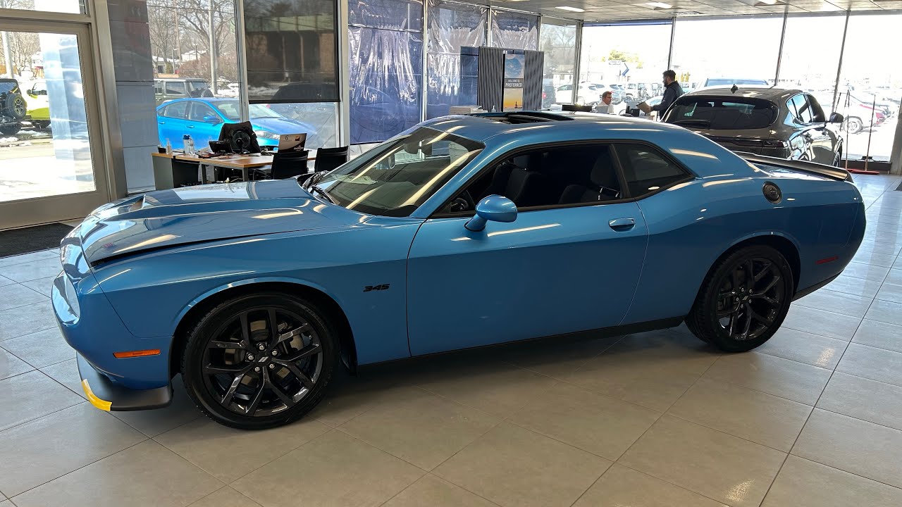 2023 Dodge Challenger R/T Blacktop - YouTube