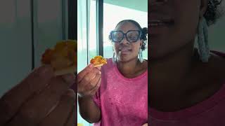 PEACH McINTYRE 🍑 EATS IRIS STYLE OYSTERS 🦪 & PASTA 🍝  SALAD 🥗 WITH VEGGIE NOODLES 🍜 
