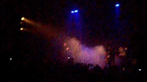 No Use for a name en Lima  03-04-09    Dumb reminders