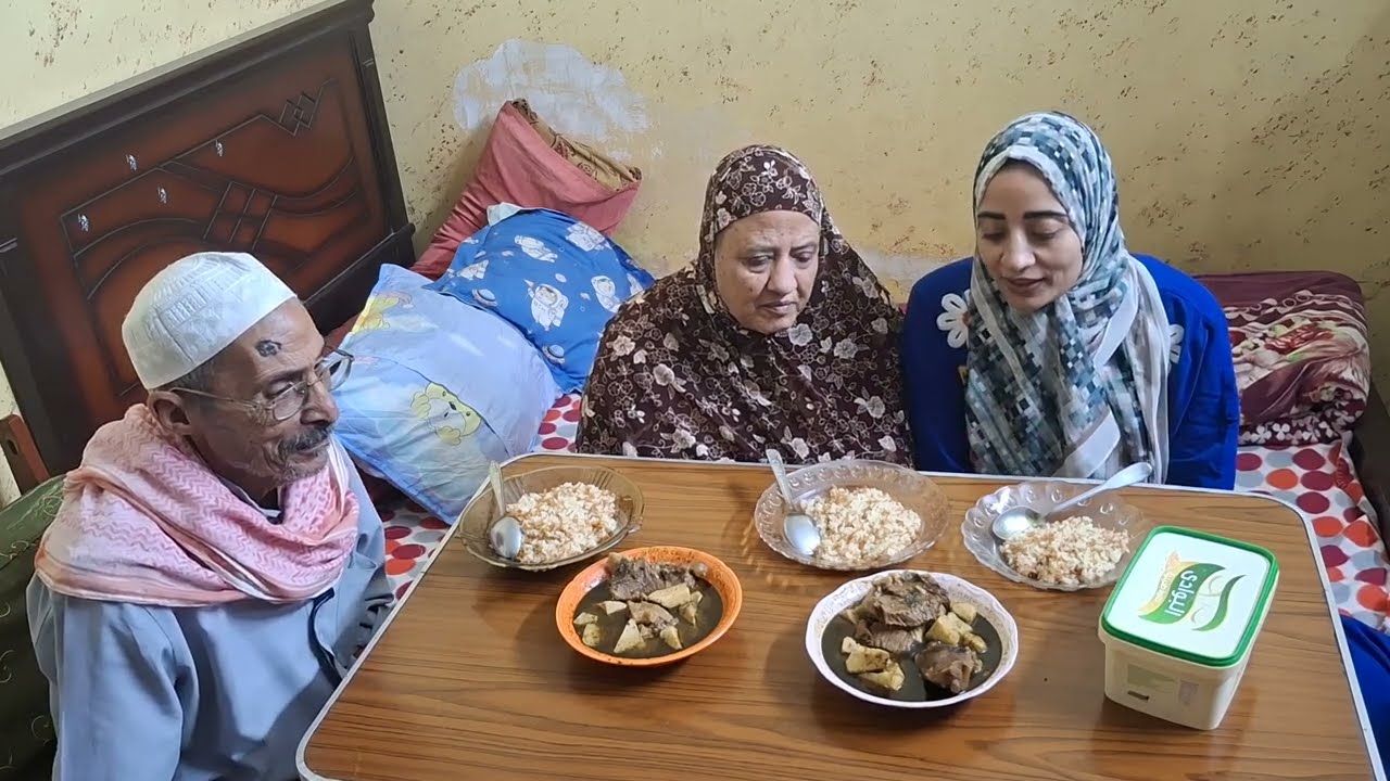 اللهم ارحمنا فوق الارض وتحت الارض ويوم العرض عليك احلي اكله شتوي من ايد ست الحبايب