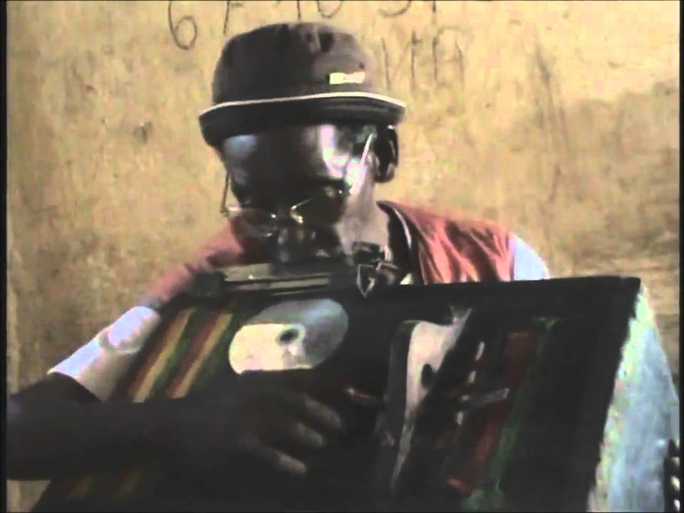 Fodeh Youla le Marseillais: interview avec "le doyen" de Coleah.wmv