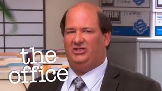 Kevin Vs Mini Cupcakes  - The Office US