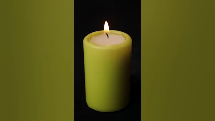 Time Lapse: Large Candle burning down #shorts