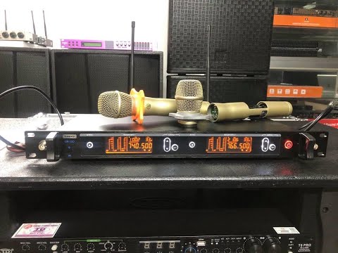 Micro Shure UR12D Loại 1 China bảo hành 12 tháng ship toàn quốc miễn Ship Sài Gòn.LH 09040.636.49
