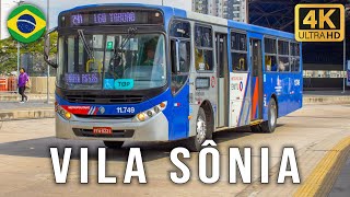 Terminal de Ônibus da Estação Vila Sônia (2024)
Acompanhe o fluxo de ônibus no terminal da estação final da linha 4 - Amarela.
Equipamento usado neste vídeo:
DJI Pocket 3
Curta, comente e compartilhe os nossos vídeos! Assim você contribui para o crescimento do canal e incentiva a produção de novos conteúdos.
- - - - - - - - - - - - - - - - - - - - - - - - - - - - - - - - - - - - - -
Acesse:
➤ Site do Canal: https://canallucassousa.com.br/
➤ Página no Facebook: https://www.facebook.com/canallucassousa/
➤ Grupo no Facebook: https://www.facebook.com/groups/canallucassousa/
➤ Instagram: https://www.instagram.com/canallucassousa/
➤ Galeria de Fotos no Ônibus Brasil: https://onibusbrasil.com/lucassousa Terminal de Ônibus da Estação Vila Sônia (2024)