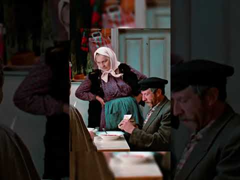 Любовь и голуби. Смешной момент из фильма. Повод есть... #кино #фильм #film #юмор #киноактеры