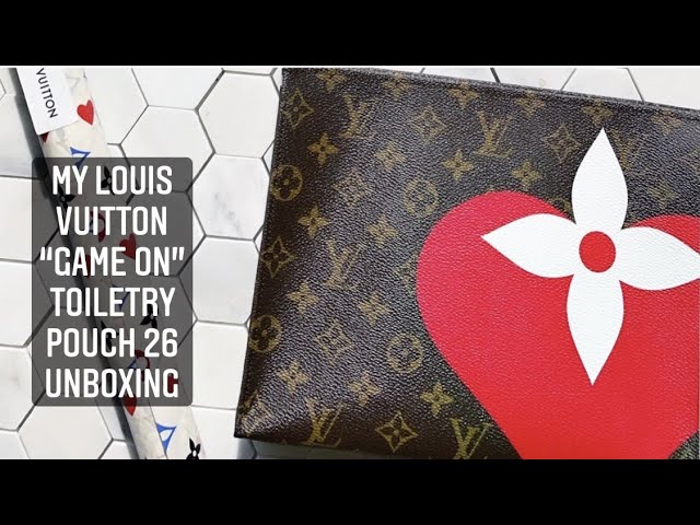 Louis Vuitton GAME ON TOILETRY POUCH 26 Cruise 2021