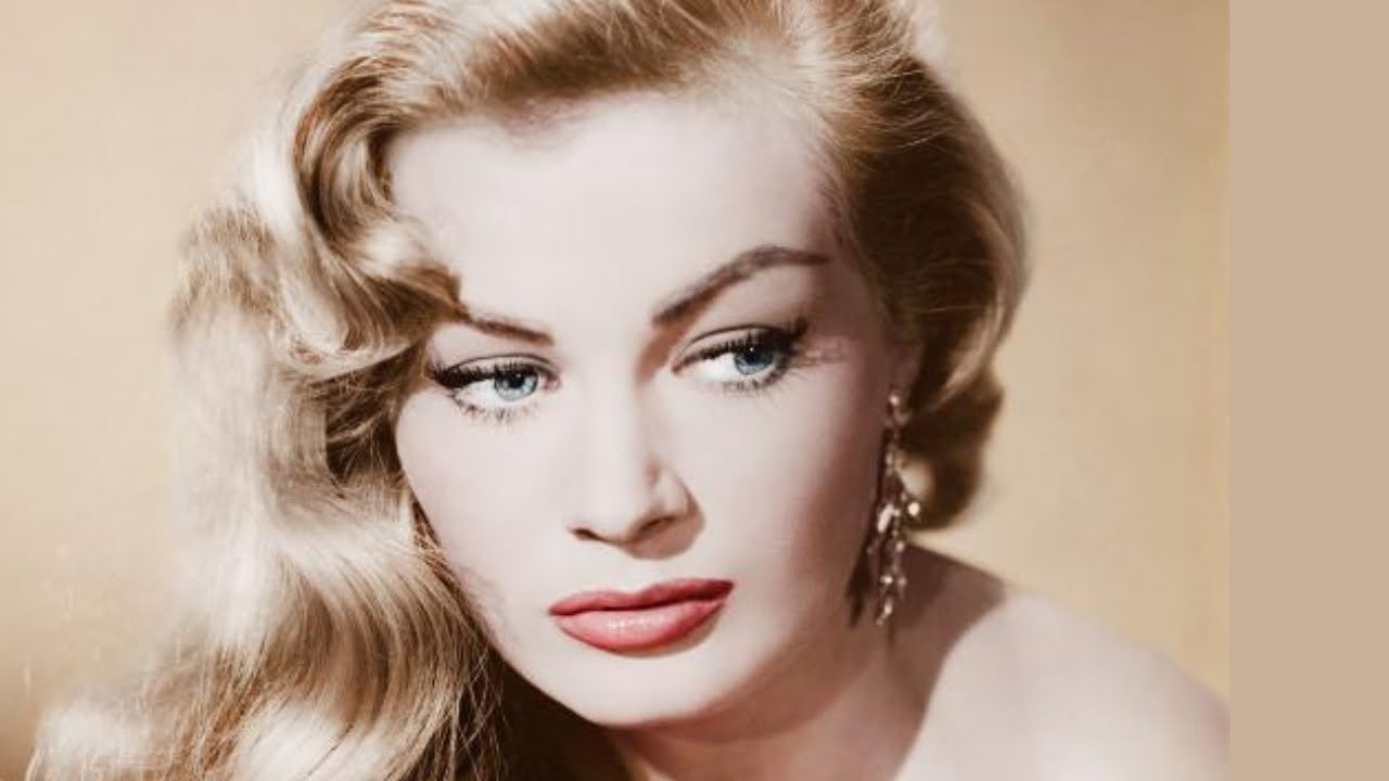 14 Sexy Photos of Anita Ekberg