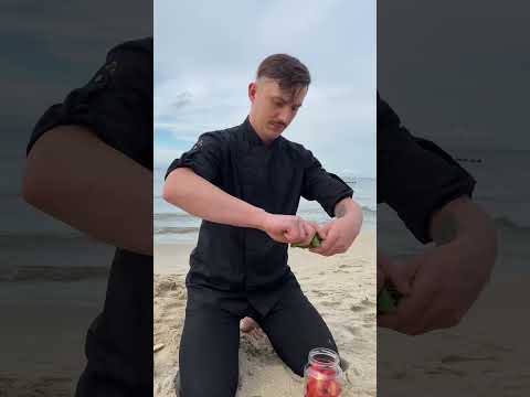 Настойка клубника-базилик #домашняянастойка