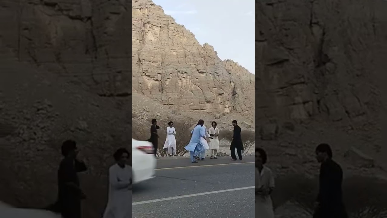 Attan dance beside road At Ras al Khaimah..#attan #attansong #attandance#dance #pakistan #beautiful