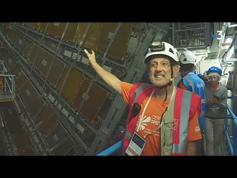 Vidéo: Que signifie le mot CERN ?