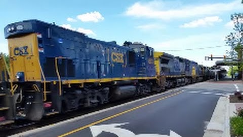 [CSXT]3237 ES44AH Leads 15 Engine Light Power Move Running as X789-27 W/A Nice K5HL-R2 In Fay NC