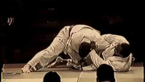 Brazilian Jiu Jitsu | Jean Jacques Machado vs. Roy...