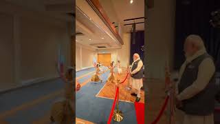A group from the Natiyalaya Dance School performed Alarippu, which is associated with Bharatanatyam,