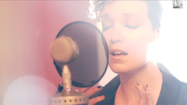 SARAH MACINTOSH: "Current" - Live Performance