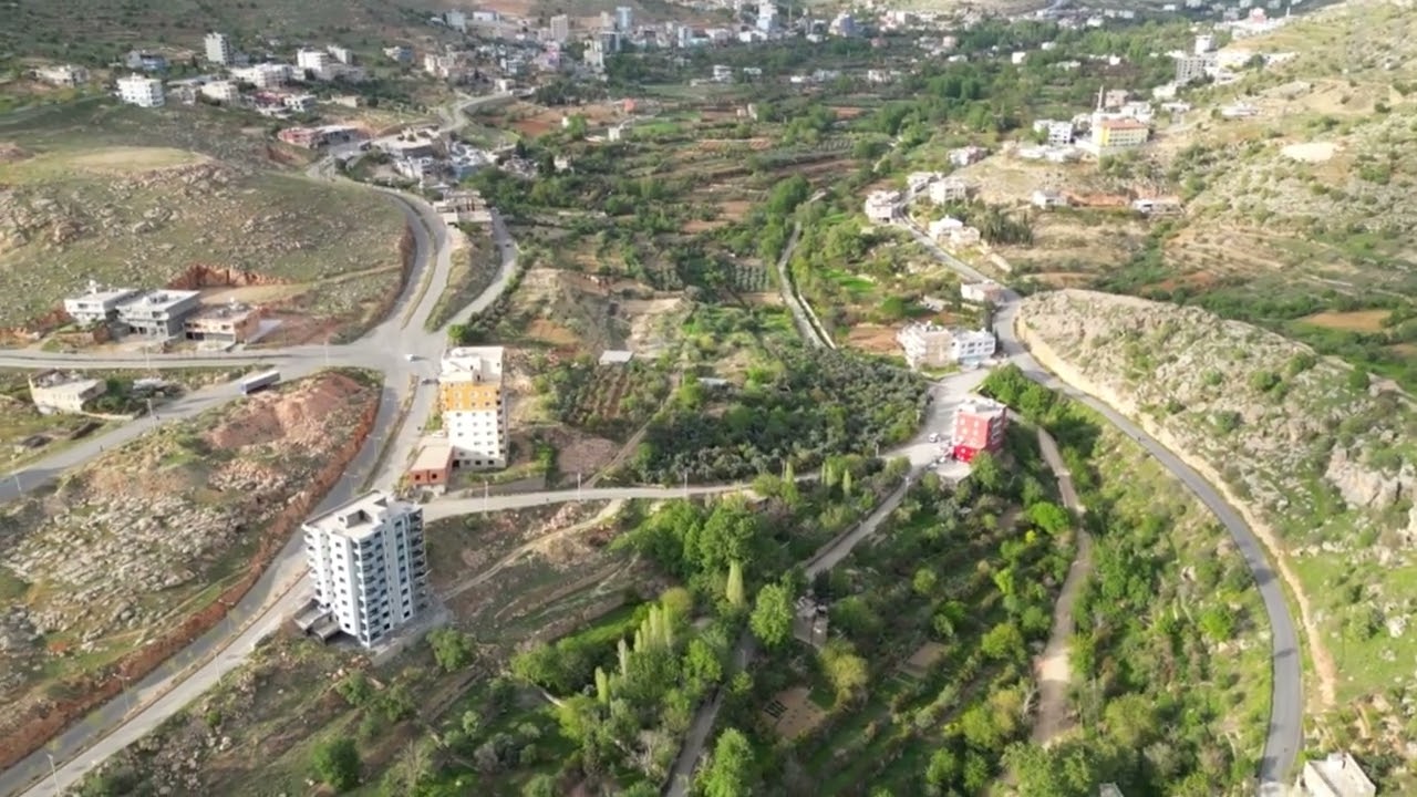 Yeşilli dron görüntüsü.  #yeşilli #mardin #dronevideo #güneydoğu #travel #doğa #gezi #seyehat #islam