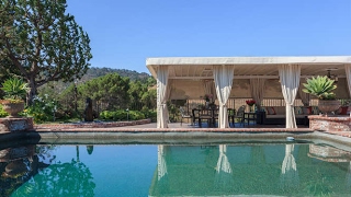 Home for sale - 11364 Dona Pegita, Studio City, CA 91604