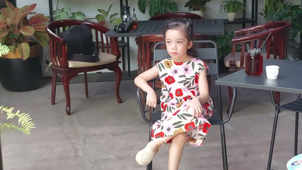 Outdoor photo session with directions of Ms Okky Asokawati and summer wardrobe