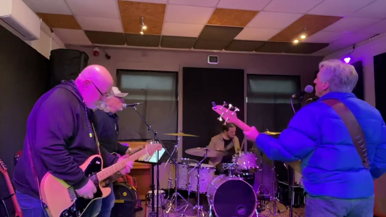 The Bates Motel - Put Your Hands On The Radio